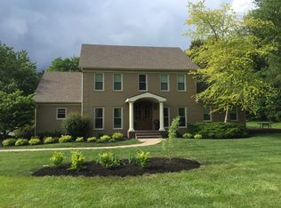 1740 Vinewood Dr, Bowling Green, KY 42103