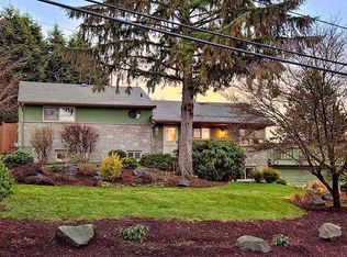 421 SW Normandy Rd, Normandy Park, WA 98166