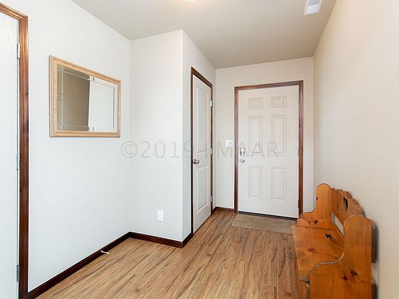 2nd image of 967 30th Ave W