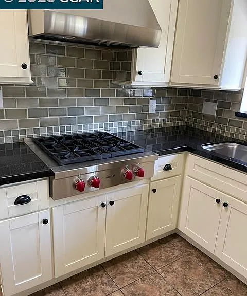 2860 Buena Vista Ave — Photo 10
