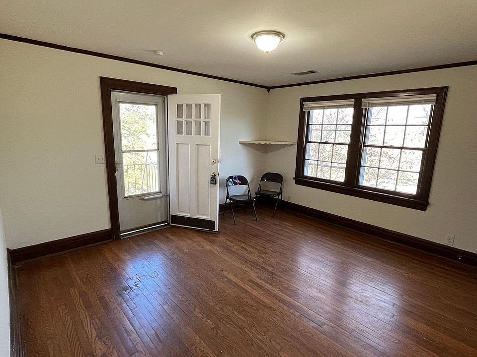 1st image of 2815 Belmont Blvd #B