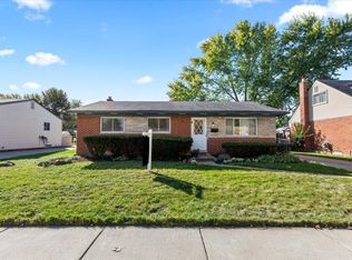 17388 Arlene Ave, Fraser, MI 48026