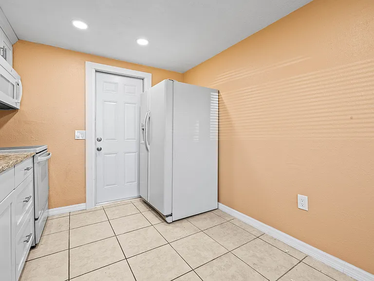 2137 Ranchita Trl — Photo 8
