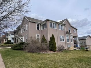 580 Wilson Ave #3, Dubuque, IA 52001