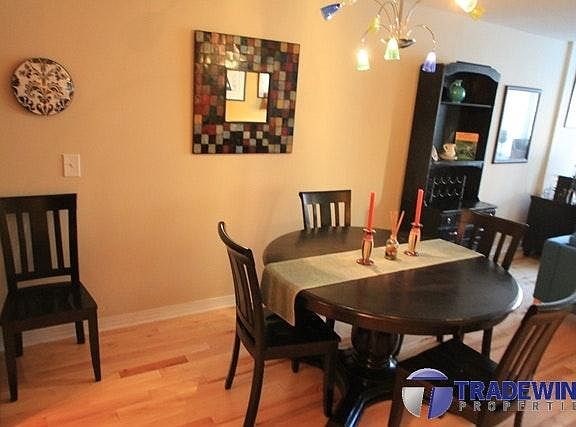 4th image of 2727 43rd St W #212