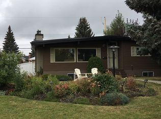 6019 34th St SW, Calgary, AB T3E5L7