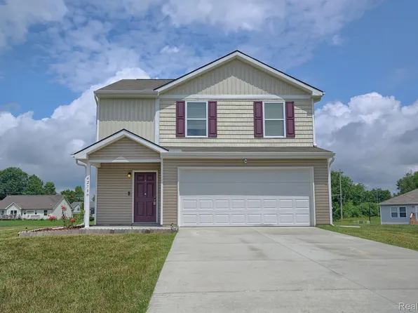 4278 Seneca Ct, Flint, MI 48532