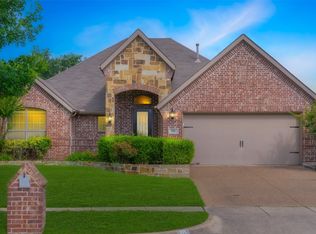 306 Spruce Trl, Forney, TX 75126
