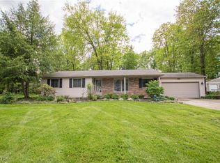 38 Springwood Rd, Northfield, OH 44067