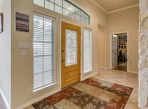 4th image of 101 Heritage Ln
