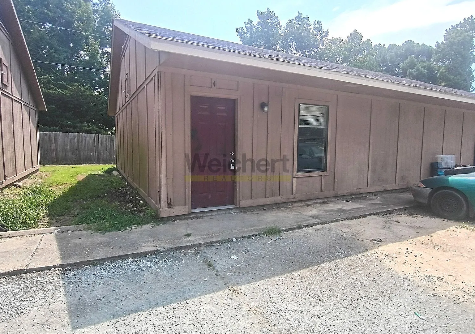 Affordable 2-Bedroom, 1-Bath Apartment Utilities Included! — Photo 1