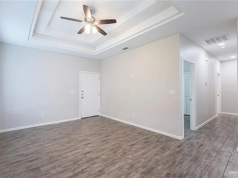 5905 Sandpiper Ave #3 — Photo 5