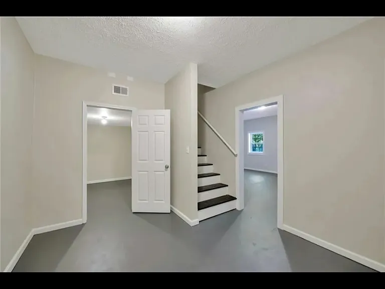 95 Ramblewood Dr SE — Photo 4