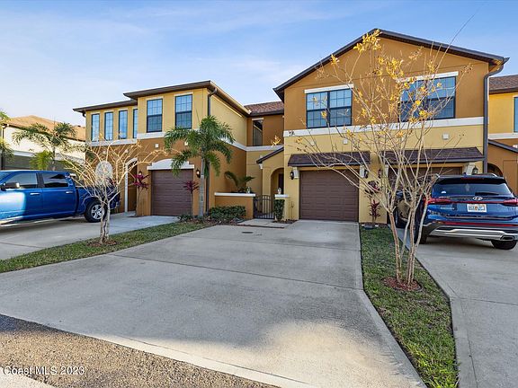 3rd image of 1355 Lara Cir #102