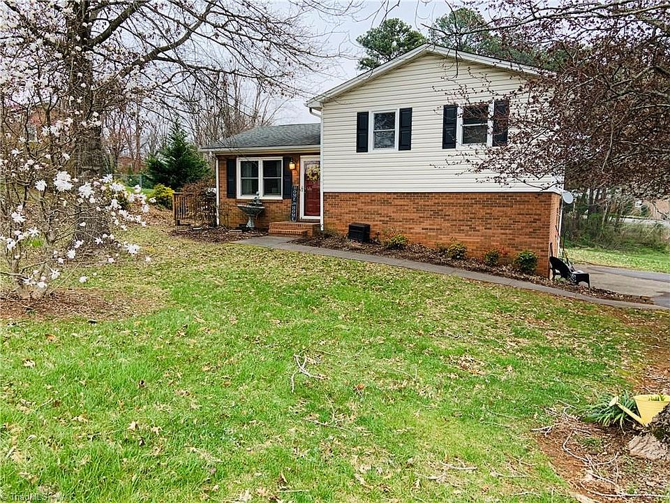 2nd image of 250 Gilda Dr