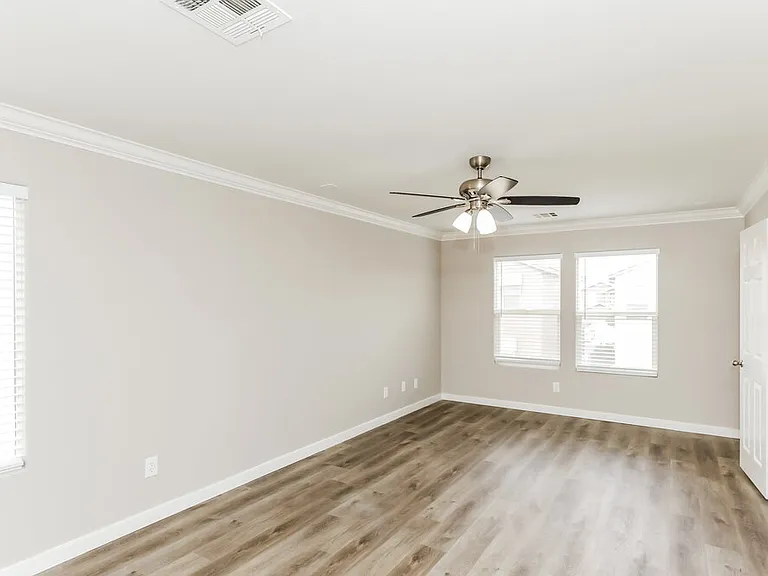 9521 Colorado Blue St — Photo 11
