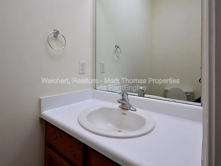 1326 Holly Grove Way — Photo 16