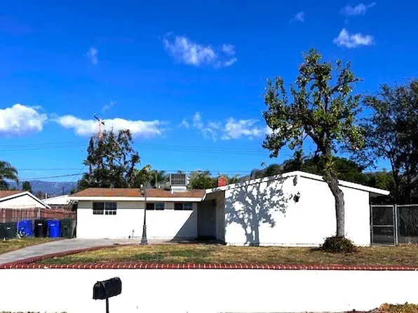 26930 14th St, Highland, CA 92346