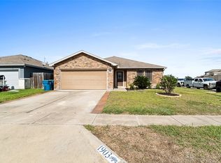1903 Cottonwood Dr, Portland, TX 78374