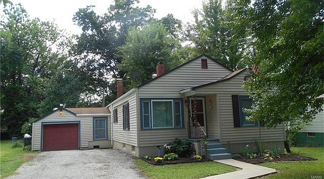 1st image of 717 E Woodland Dr