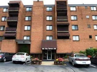 416 Isabella St APT 104, Oakmont, PA 15139
