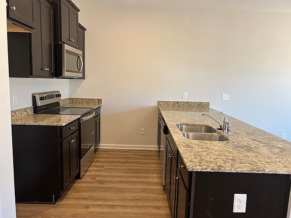 5th image of 1772 Snead Dr (lot 8)