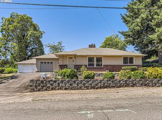 10913 SE Stanley Ave, Milwaukie, OR