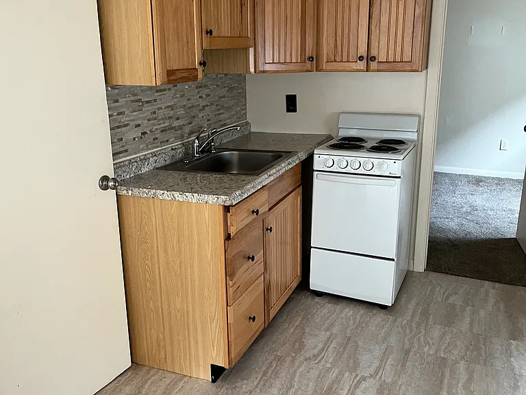 4 Mill St #2 — Photo 1