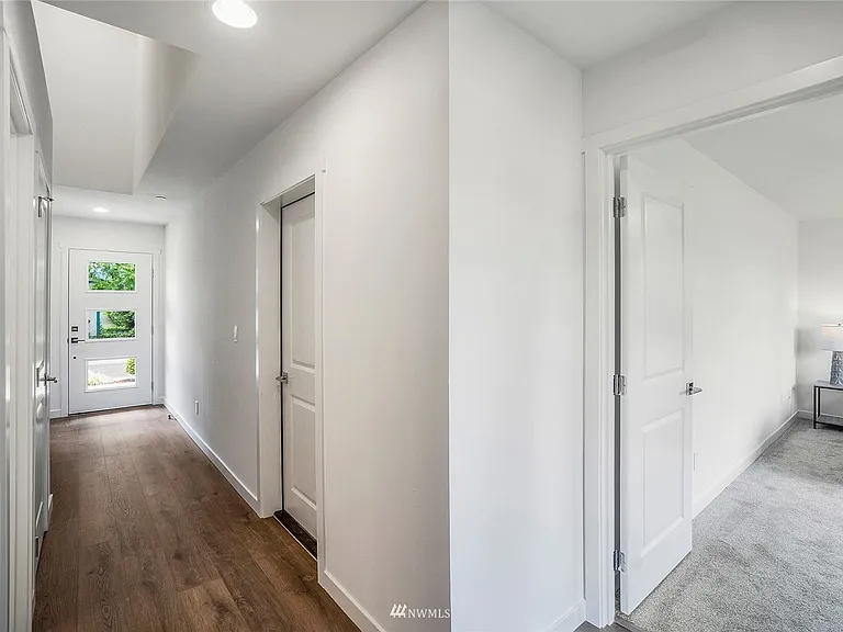 270 Arthur Ln — Photo 27