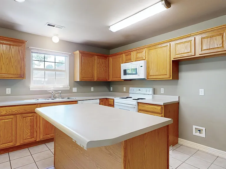 952 N Queen Annes Lace Dr — Photo 11