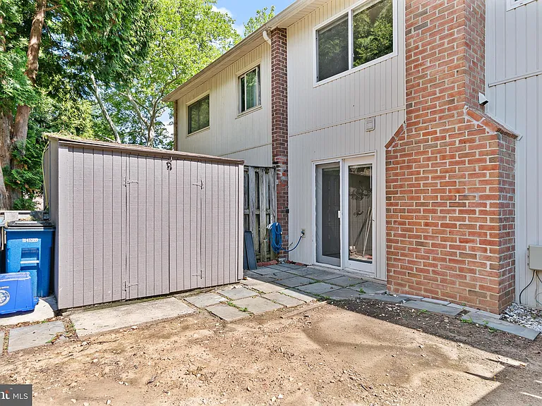 9652 Marston Ln — Photo 25