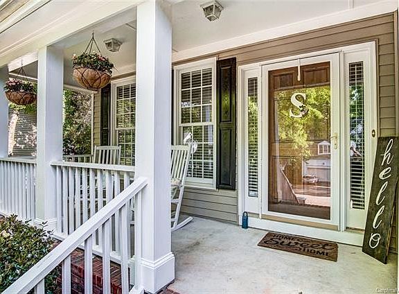 3rd image of 8104 Winter Oaks Ct