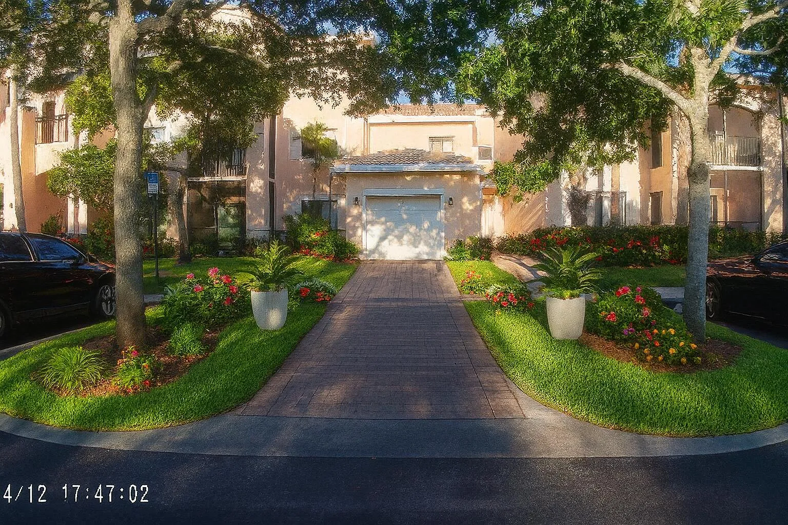 3 bed, 3.0 bath, 1600 sqft, $3,500 — Photo 1