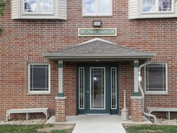 2nd image of 102 Prairie Heights Dr APT 415