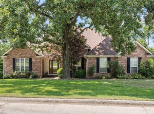 19940 Edgewood Cir, Siloam Springs, AR 72761