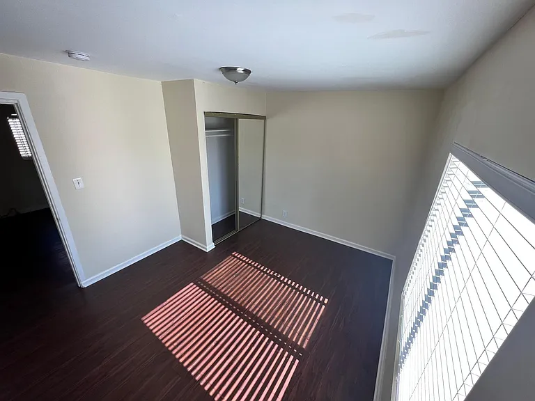 3525 Hillview Pl — Photo 11