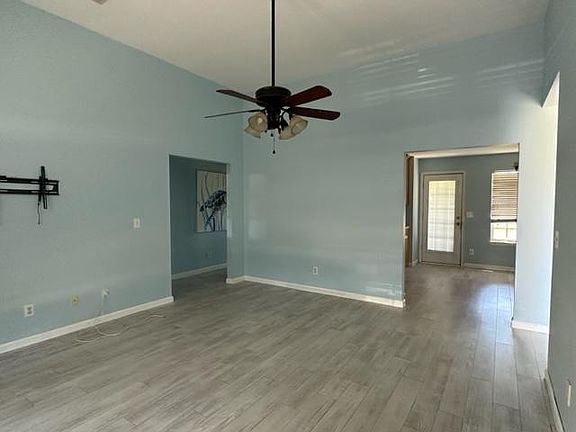 4th image of 193 Tyson Glen Dr