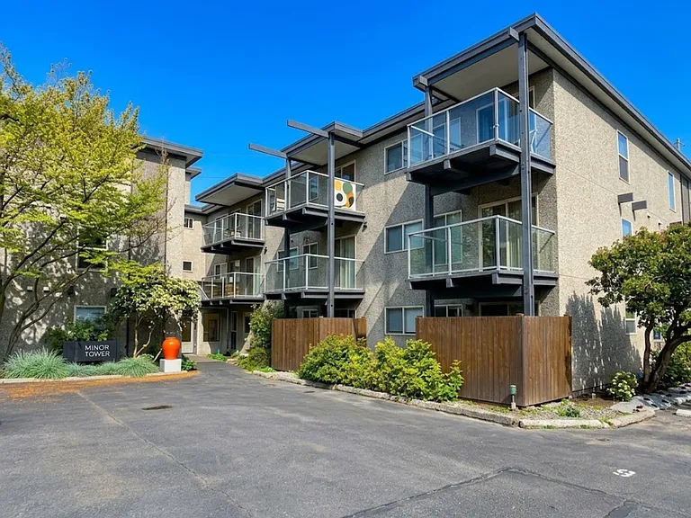Minor Tower Apartments - Located in Eastlake — Photo 46