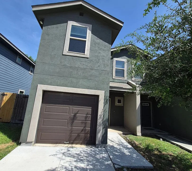 6850 Lakeview Dr #101