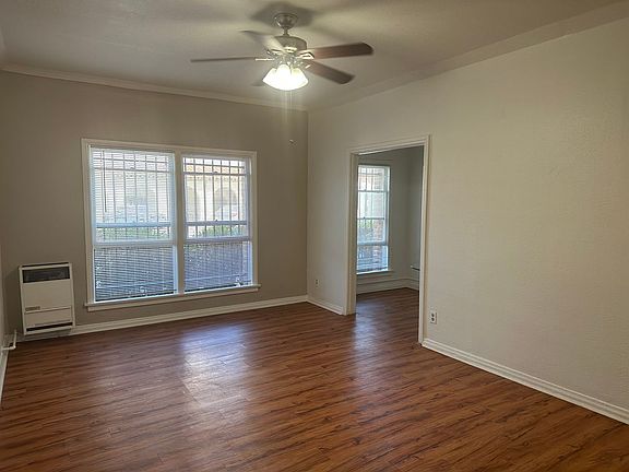 2nd image of 1742 N Edgemont St #107