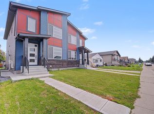 10333 157th St NW, Edmonton, AB T5P 2V4