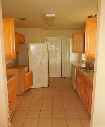 5th image of 1132 Lesan Dr