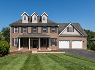 78 Fairfield Dr, Staunton, VA 24401