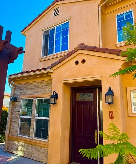 798 S Stoneman Ave — Photo 1