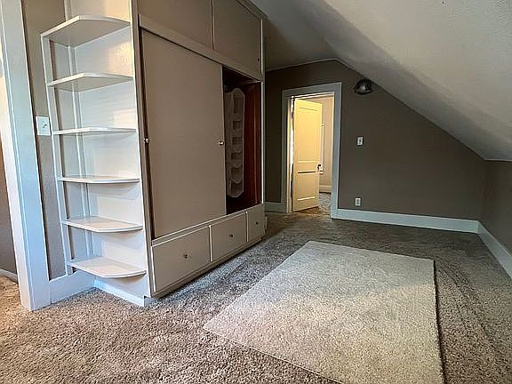 Common area upstairs 