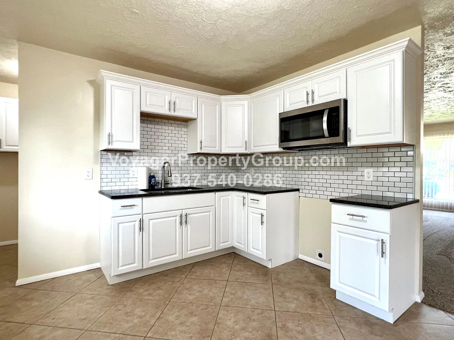 523 Lambert Ln photo 1