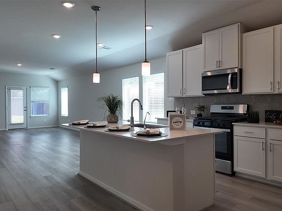 5th image of 16281 Parish Pointe Ct