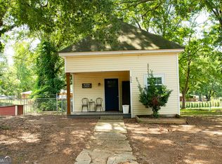 534 Lovvorn Rd, Carrollton, GA 30117