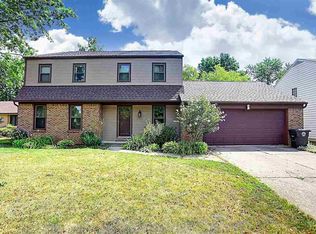 4718 Oak Creek Dr, Fort Wayne, IN 46835