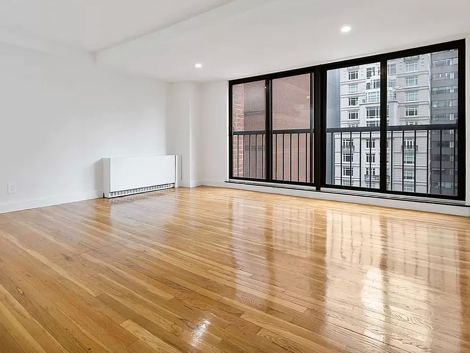 1st image of 123 E 54th St #3A***